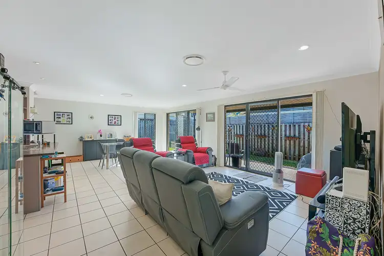 Second view of Homely house listing, 6 Waratah Court, Kallangur QLD 4503