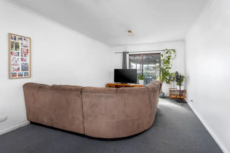 Fifth view of Homely house listing, 10 Crews Court, Withers WA 6230