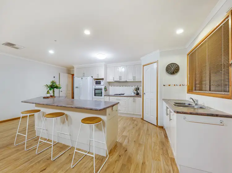 Fourth view of Homely house listing, 11 Millar Court, Wodonga VIC 3690