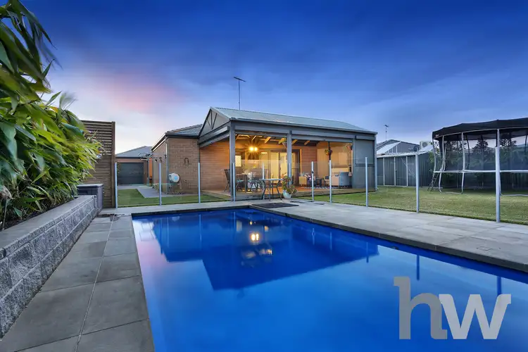 16 Weerana Way, Lara VIC 3212
