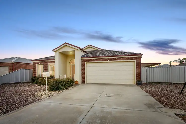 16 Dowker Street, Epsom VIC 3551