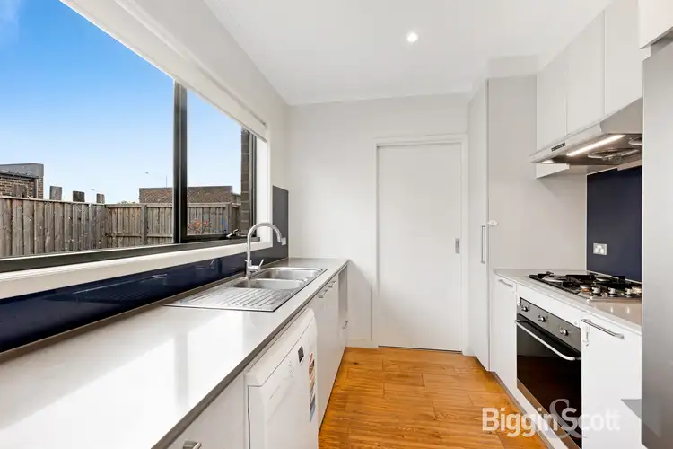 Fourth view of Homely townhouse listing, 8 Esslemont Way, Wantirna South VIC 3152