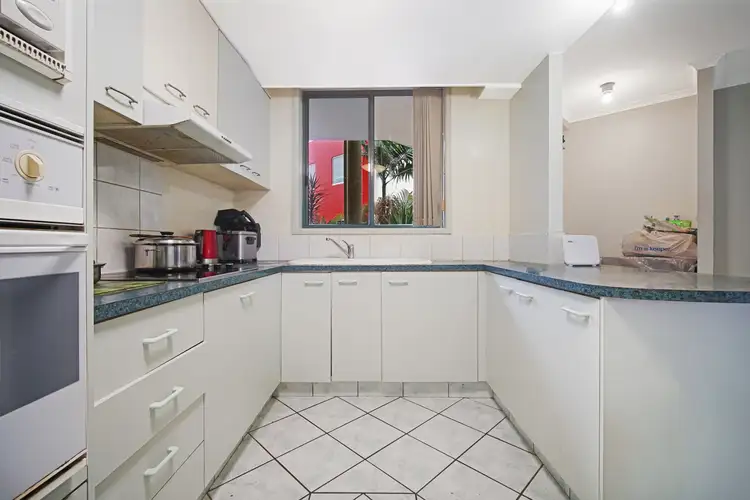 Third view of Homely unit listing, 5/124 Queen Street, Southport QLD 4215