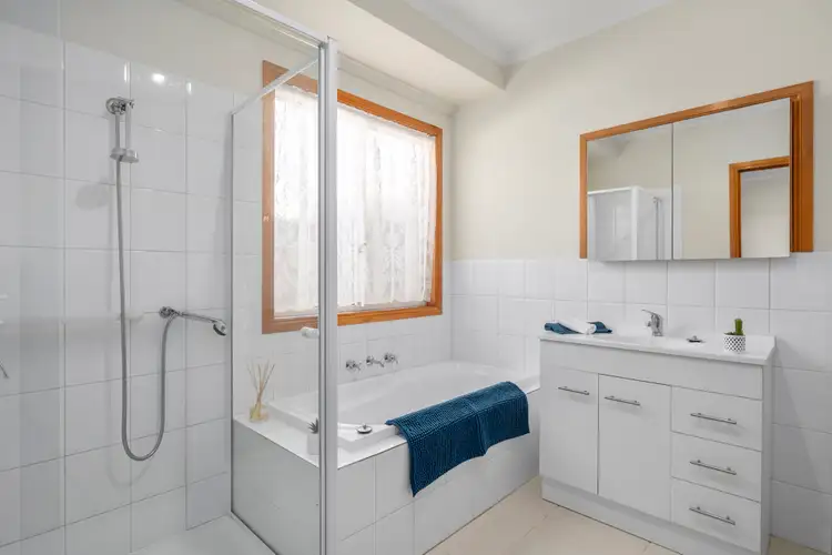 Fifth view of Homely house listing, 2/80 Vines Road, Hamlyn Heights VIC 3215