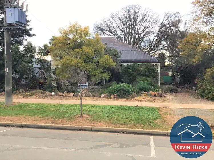 8 Queen Street, Katandra West VIC 3634