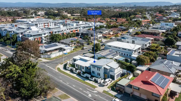 Sixth view of Homely semi-detached listing, 1/1 Heeb Street, Bundall QLD 4217