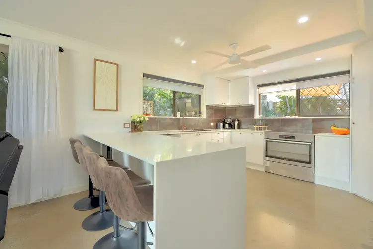 29 Kent Street, West Gladstone QLD 4680