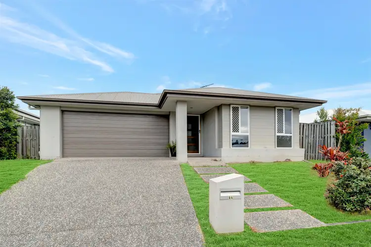 64 Sanctuary Parkway, Waterford QLD 4133