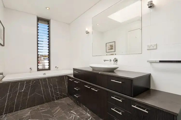 Fifth view of Homely terrace listing, 152 Windsor Street, Paddington NSW 2021