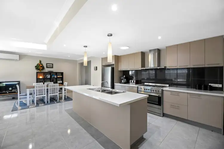 Sixth view of Homely house listing, 43 VINCENT BOULEVARD, Trafalgar VIC 3824