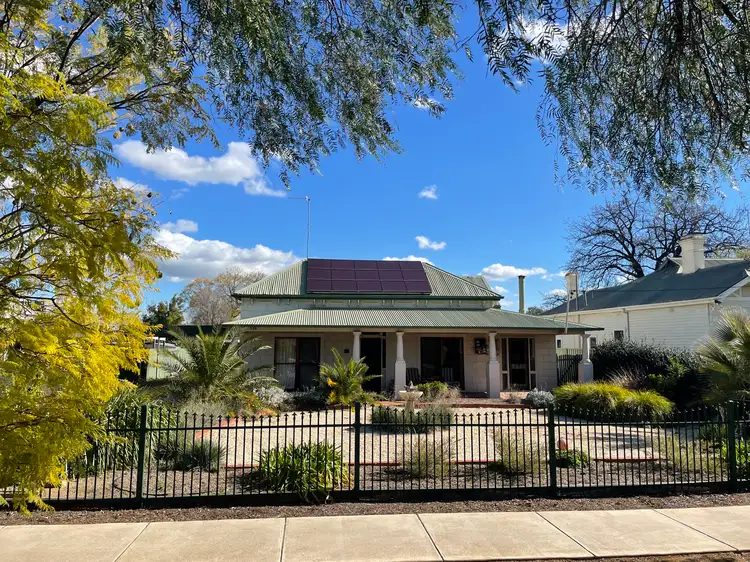 338 HARFLEUR STREET, Deniliquin NSW 2710