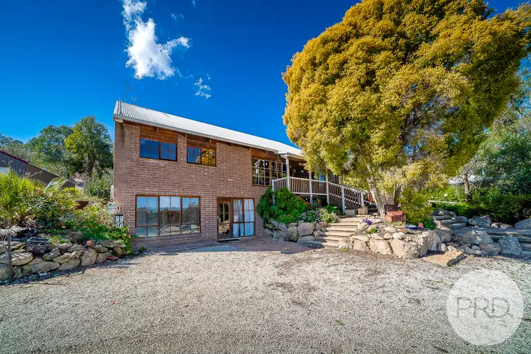 10 Wagga Wagga Street, Oura NSW 2650