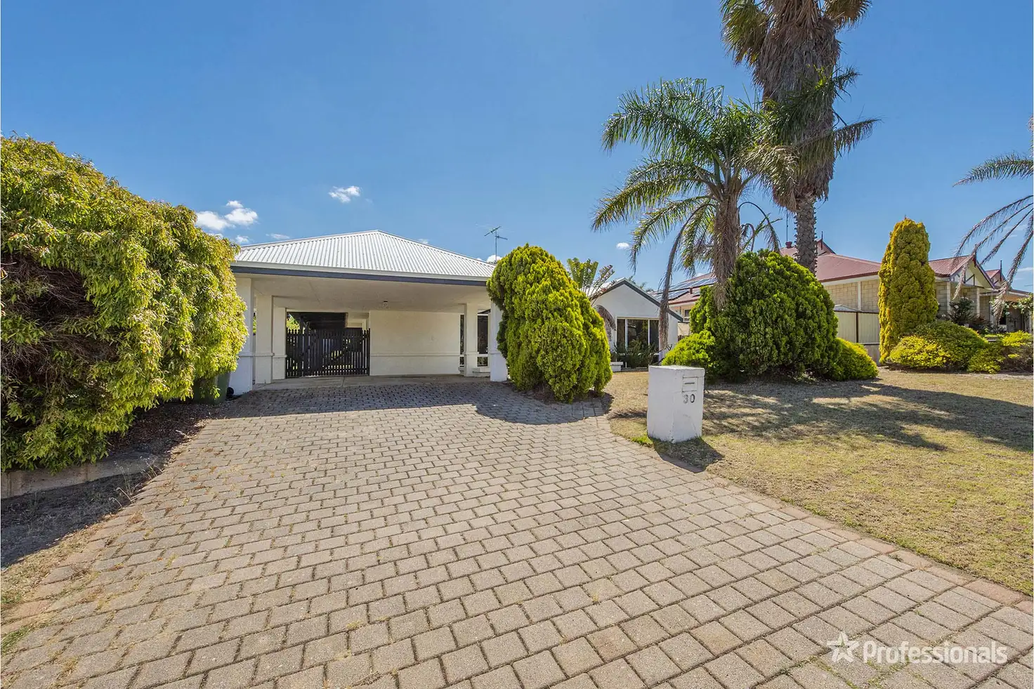 Main view of Homely house listing, 30 Silvertop Ave, Halls Head WA 6210