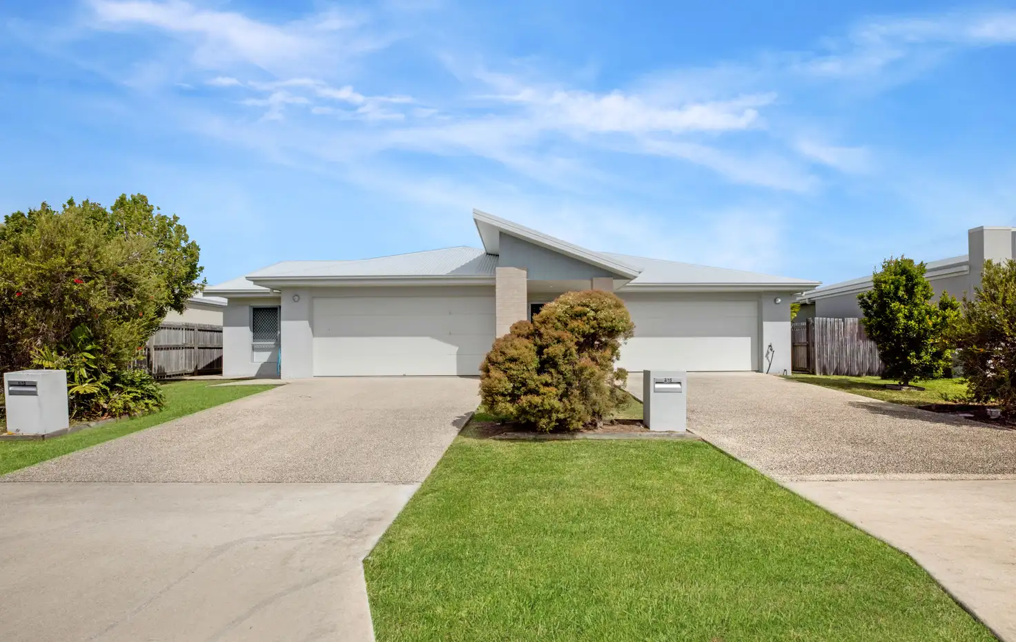Main view of Homely unit listing, 1/15 Bellavista Circuit, Beaconsfield QLD 4740