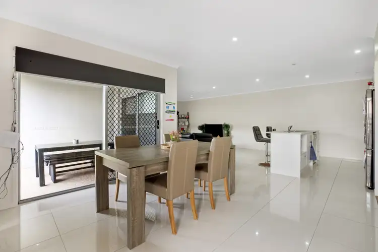 Sixth view of Homely unit listing, 1/15 Bellavista Circuit, Beaconsfield QLD 4740