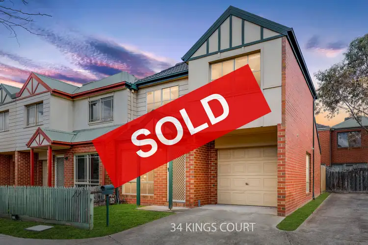 Main view of Homely townhouse listing, 34 Kings Court, Oakleigh East VIC 3166