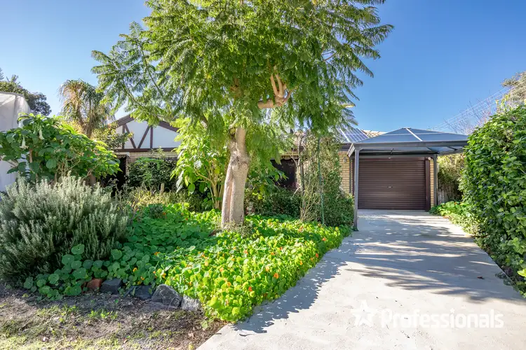 24 Cambell Road, Armadale WA 6112
