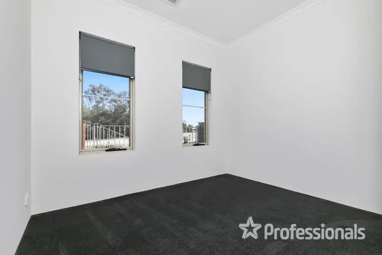 Seventh view of Homely house listing, 19 Faroe Way, The Vines WA 6069