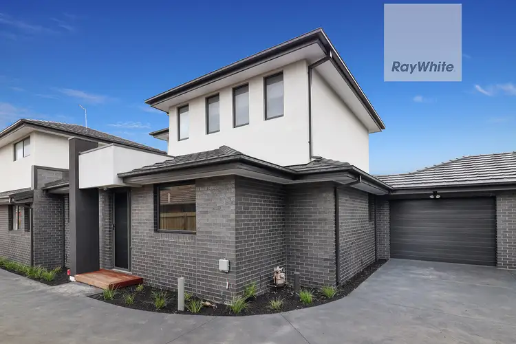 2/42 Waratah Avenue
