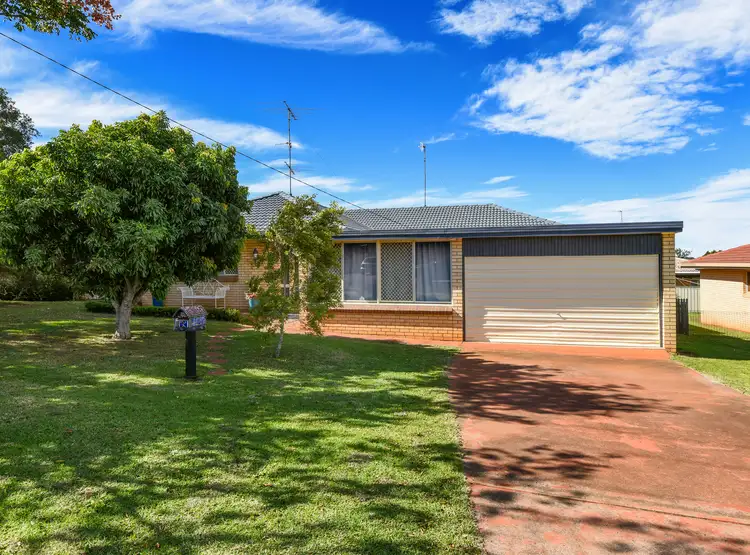 6 Maree Court, Centenary Heights QLD 4350