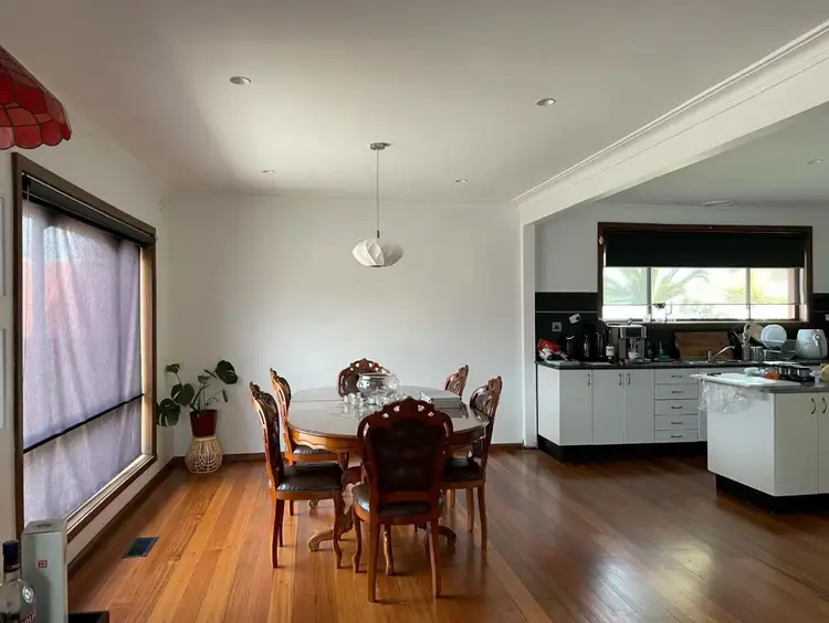 5 Sherwood Drive, Thomastown VIC 3074