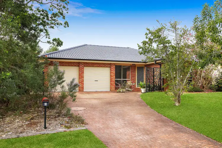 8 The Valley Way, Lisarow NSW 2250