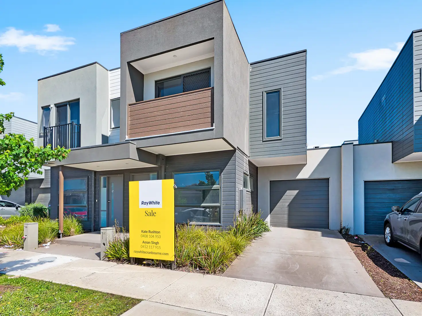 Main view of Homely townhouse listing, 24 Grandvista Crescent, Cranbourne West VIC 3977