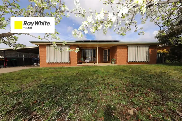 56 Broughton Street, Tumut NSW 2720