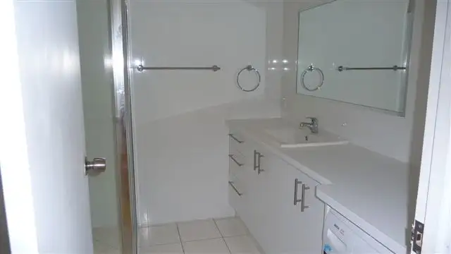 Fifth view of Homely unit listing, Unit 2/1 Munna Crescent, Noosaville QLD 4566