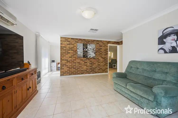 Fifth view of Homely house listing, 7 Thirroul Grove, Kingsley WA 6026