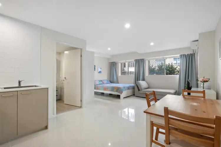 Fourth view of Homely apartment listing, 2/41 Fortescue Street, Spring Hill QLD 4000
