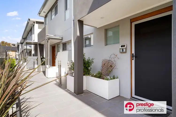 9/66-70 Ikara Crescent, Moorebank NSW 2170