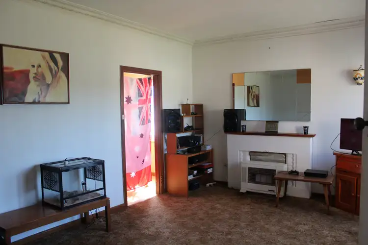 Fifth view of Homely house listing, 18 Leonora, Robinvale VIC 3549