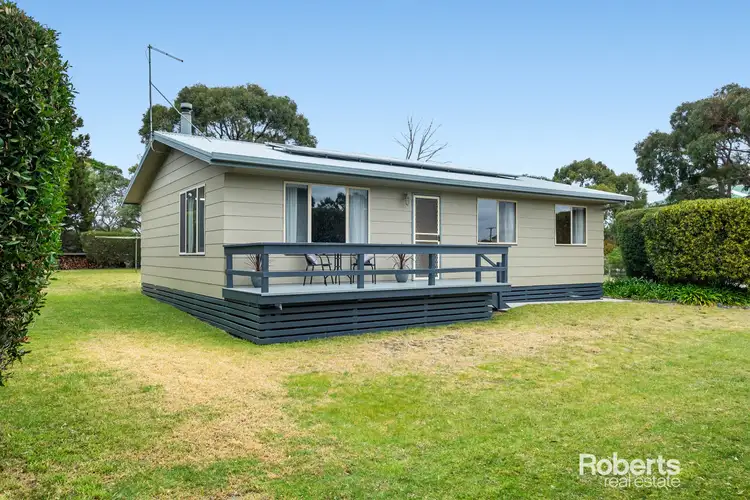 15 Hazards View Drive, Coles Bay TAS 7215