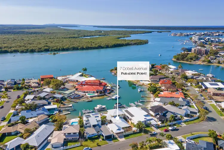7 Dobell Avenue, Paradise Point QLD 4216