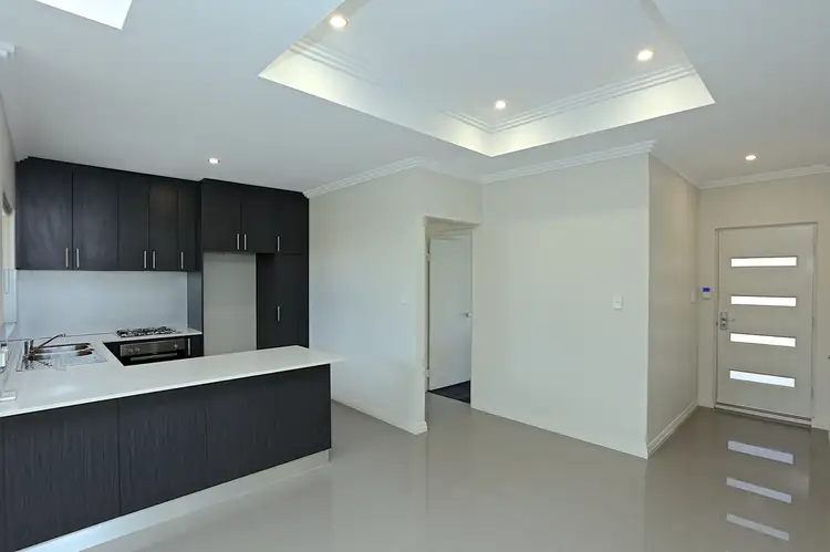 39B Woodchester Road