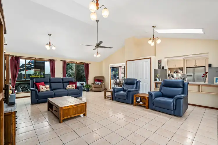 22 Glentrees Grove, Currumbin Waters QLD 4223