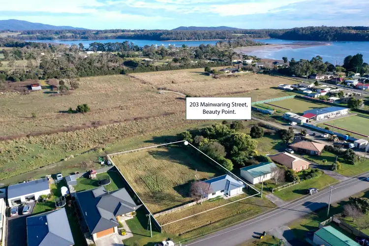 203 Mainwaring Street, Beauty Point TAS 7270