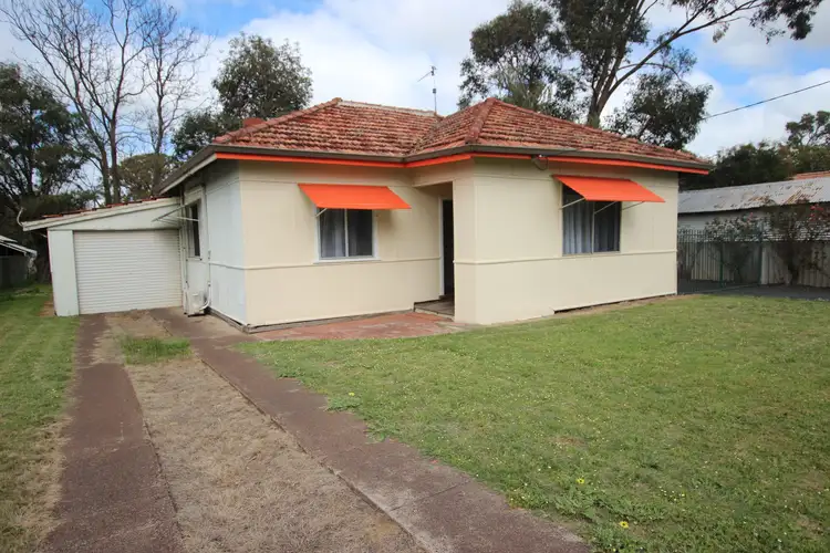 1 Birch Street, Waroona WA 6215