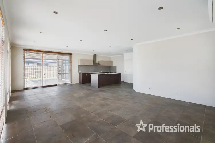 Seventh view of Homely house listing, 5 Provincia Parade, Yalyalup WA 6280