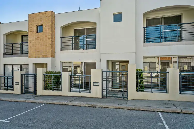 11 Metro Boulevard, Clarkson WA 6030