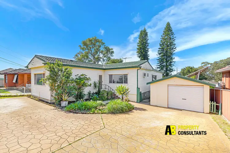 77 Lock St, Blacktown NSW 2148
