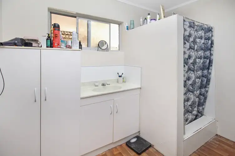Fifth view of Homely semi-detached listing, 197 Howlett Street, Currajong QLD 4812