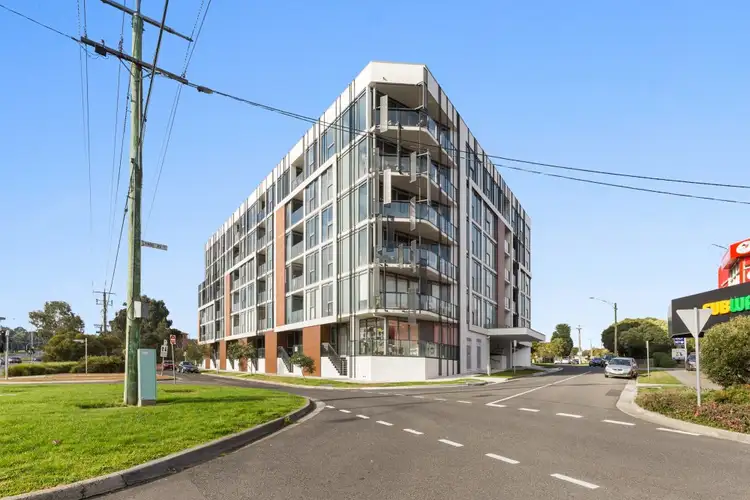 Main view of Homely unit listing, 202/1 Lynne Drive, Wantirna South VIC 3152