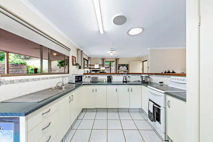 26 South Molle Blvd, Cannonvale QLD 4802