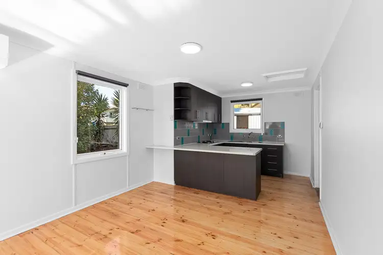 Fifth view of Homely house listing, 27 LAIRD STREET, Mount Gambier SA 5290