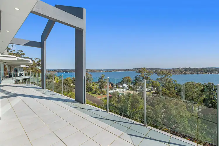76 Sunlight Parade, Fishing Point NSW 2283