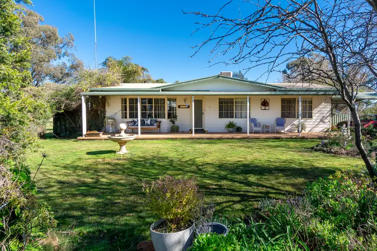 50 Airport Street, Temora NSW 2666