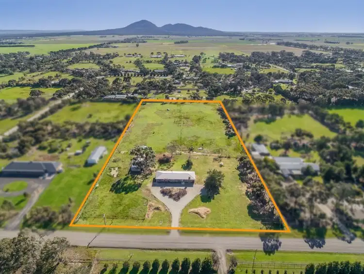 Main view of Homely house listing, 80 Glenoe Drive, Lara VIC 3212