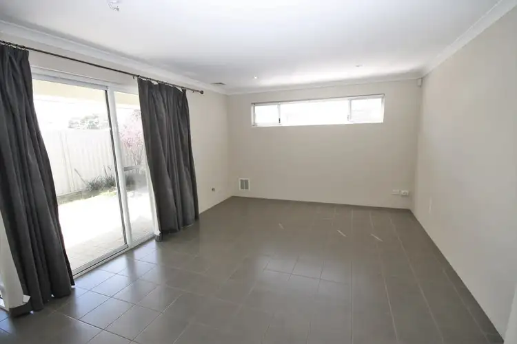 Sixth view of Homely unit listing, 34 Break O'Day Drive, Australind WA 6233